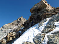 Salendo la cresta verso il Pic Tyndall